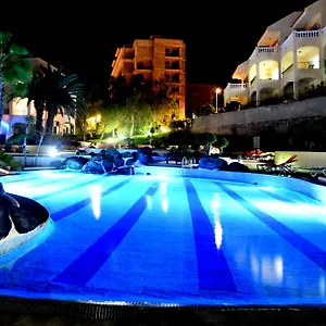 Michelangelo Apartahotel